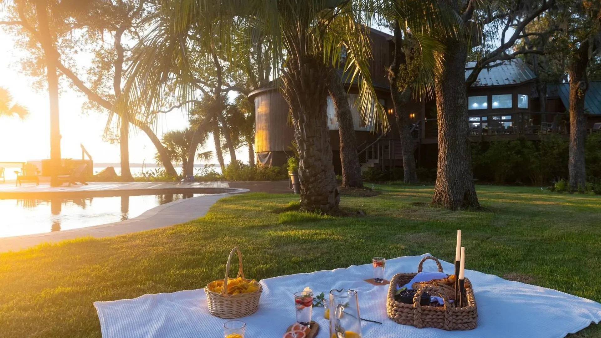Buck Island By Avantstay Exclusive Private Island Sleeps 26 Pool Hot Tub Views Hilton Head Island 0*,  United States